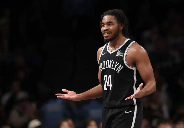 太突然了！雄鹿裁掉托马斯！这可是NBA超级得分手