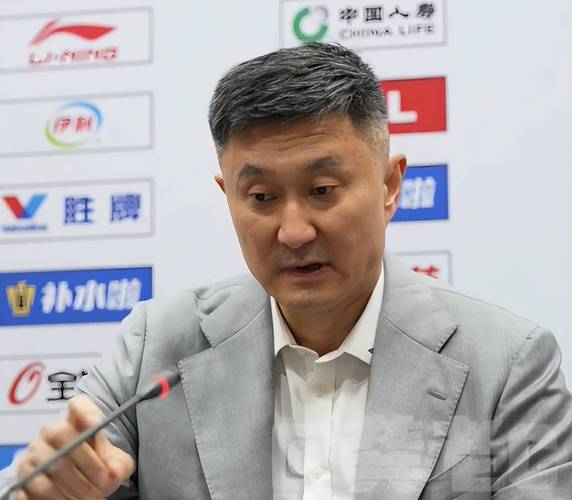 正式退出常规赛！焦泊乔赴京开启治疗，原因曝光，杜锋该醒醒了