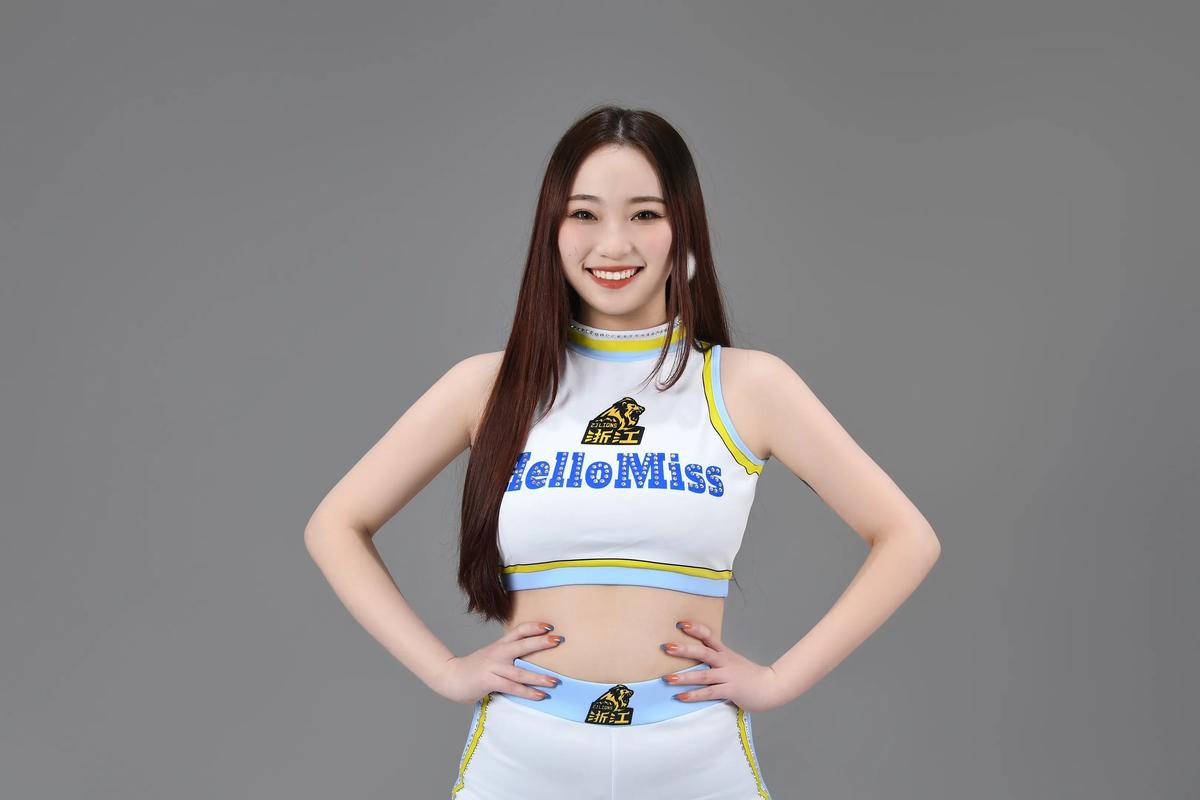 炫舞小狮妹来咯!媒体人晒广州男篮主场啦啦队的舞蹈表演视频