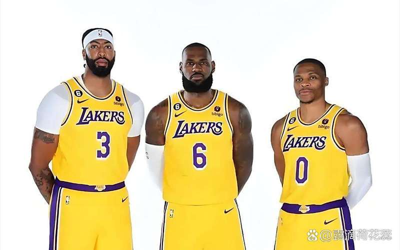 盘点NBA历史上十组三巨头抱团组合,到底谁的抱团最没有下限