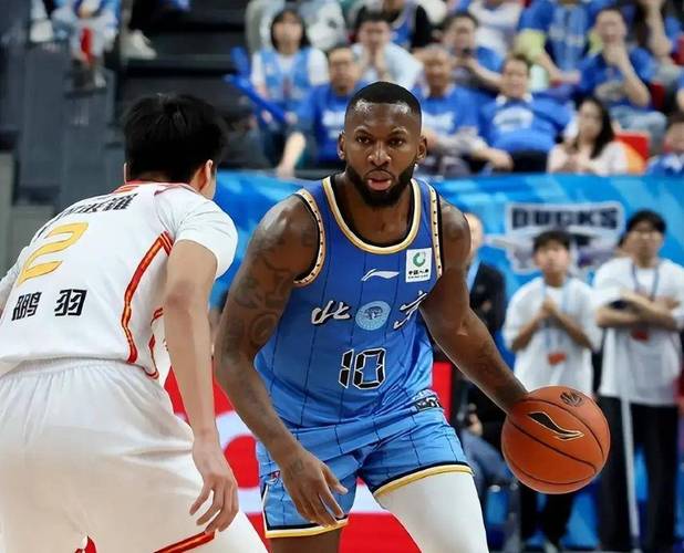 北京男篮确定新外援，不是戴维斯，本月24日前到位，贝利被放弃